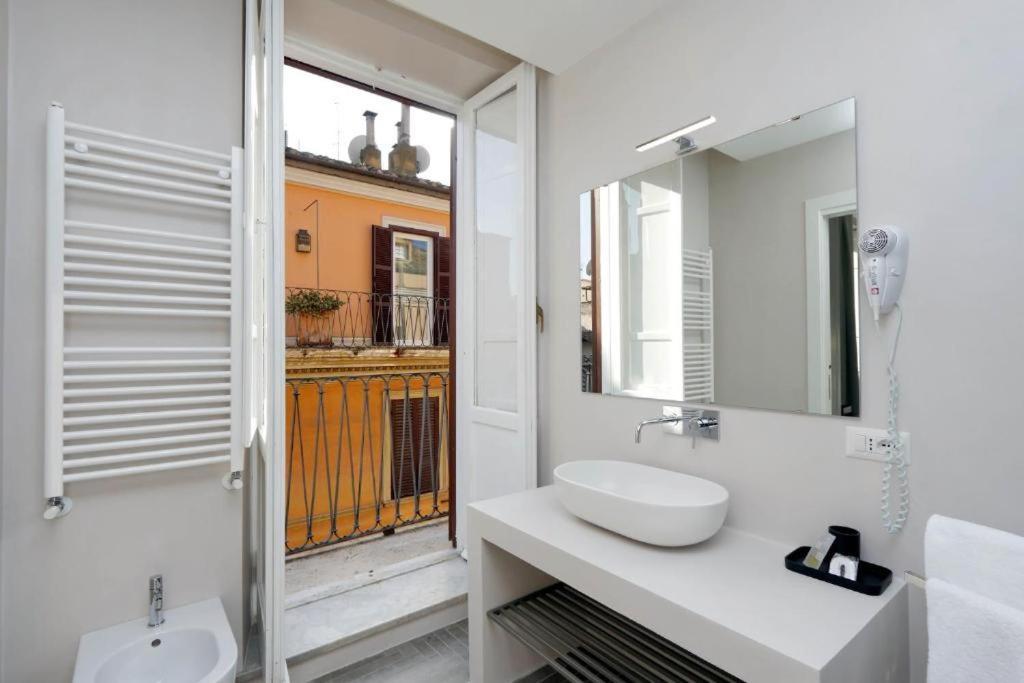 Boutique Suites Della Croce Rome Buitenkant foto