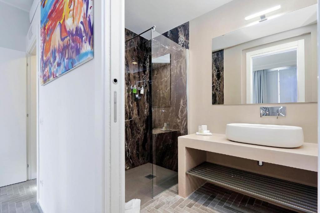 Boutique Suites Della Croce Rome Buitenkant foto
