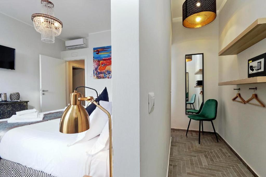Boutique Suites Della Croce Rome Buitenkant foto